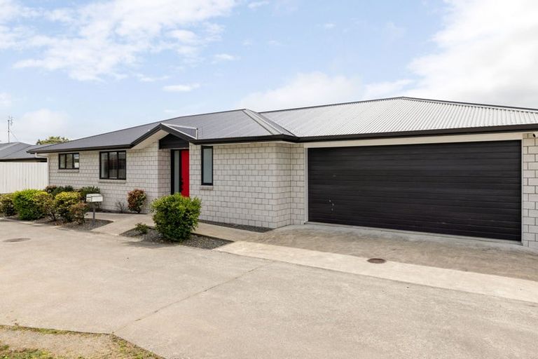Photo of property in 2/13 Walmsley Street, Kihikihi, Te Awamutu, 3800
