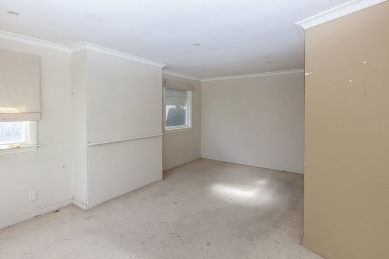 Photo of property in 15 Balmoral Lane, Redcliffs, Christchurch, 8081