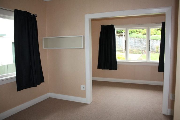 Photo of property in 146 Easther Crescent, Kew, Dunedin, 9012