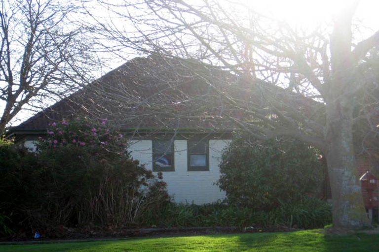 Photo of property in 30 Savage Crescent, West End, Palmerston North, 4412