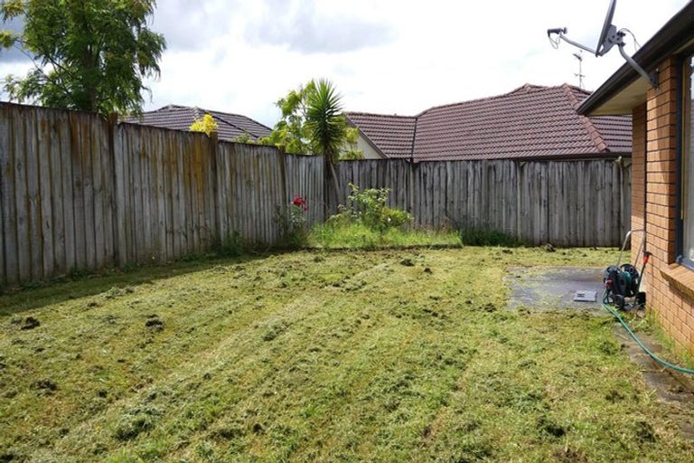 Photo of property in 4 Snave Place, East Tamaki, Auckland, 2013
