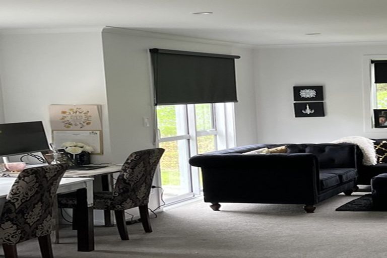 Photo of property in 11 Rongomau Lane, Raumati South, Paraparaumu, 5032