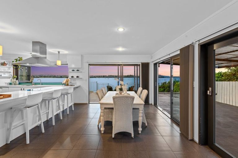 Photo of property in 2/10 Lilford Place, Half Moon Bay, Auckland, 2012