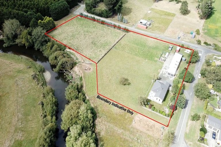 Photo of property in 75 Largs Street, Wallacetown, 9816