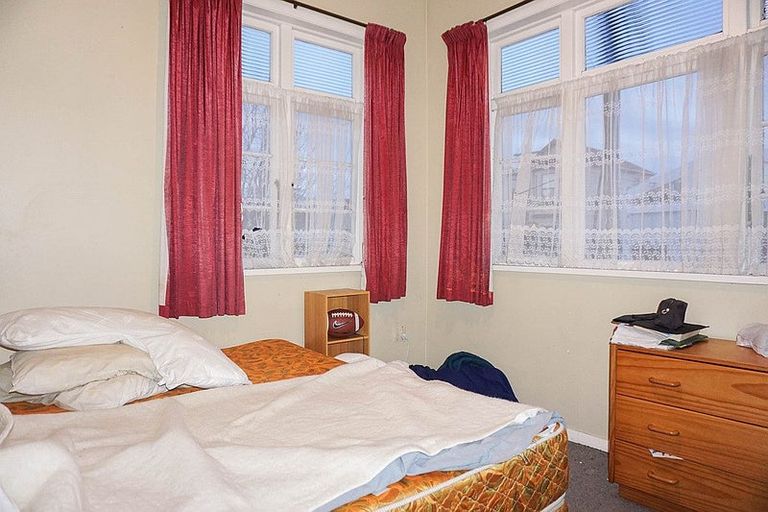 Photo of property in 143 Frederick Street, North Dunedin, Dunedin, 9016