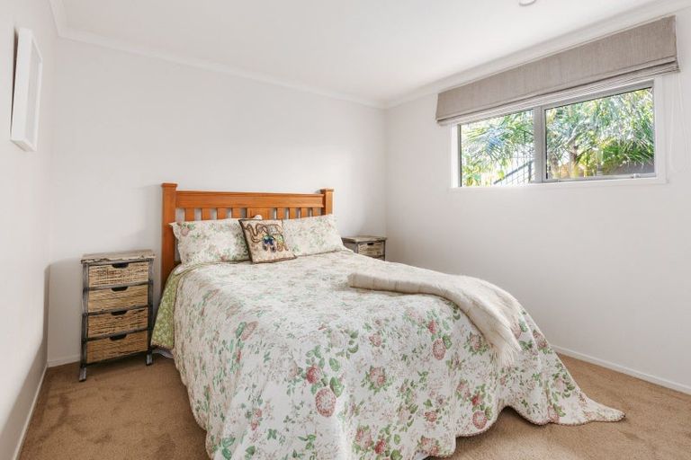 Photo of property in 25 Grove Avenue, Mount Maunganui, 3116