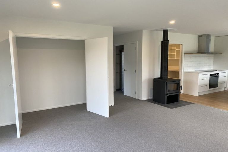 Photo of property in 2 Magpie Place, Lake Hawea, Wanaka, 9382