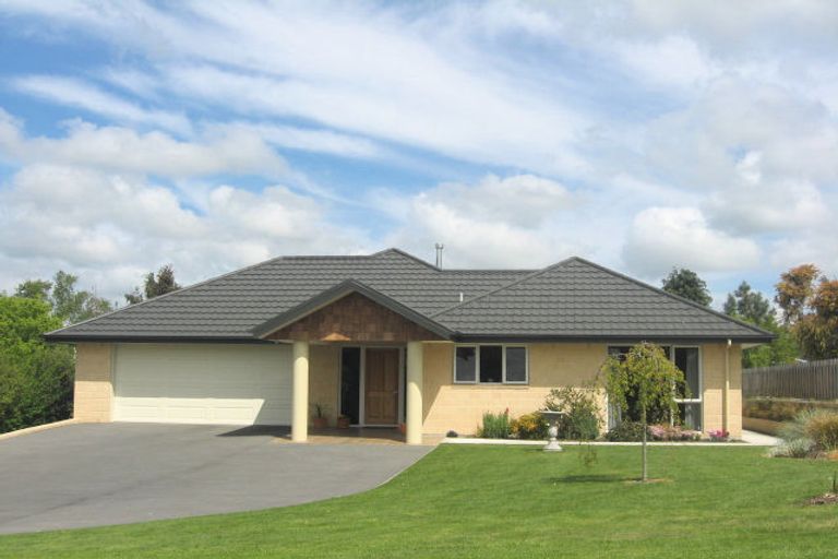 Photo of property in 4 Rata Street, Oxford, 7430