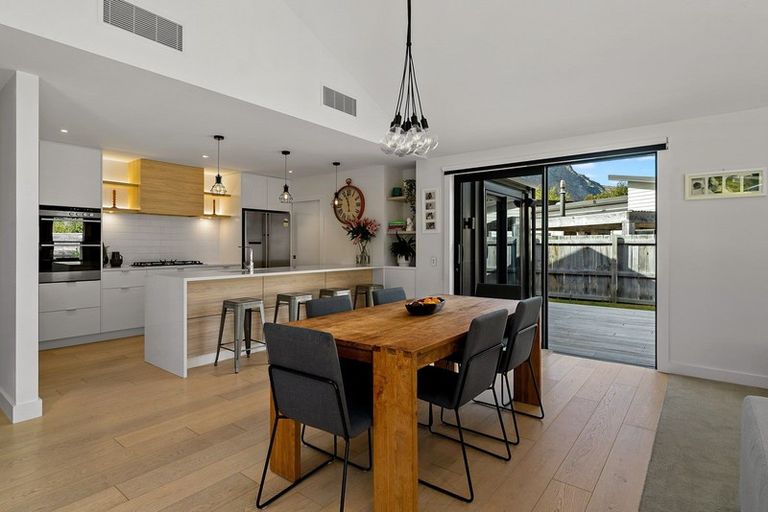 Photo of property in 7 Morepork Way, Arthurs Point, Queenstown, 9371