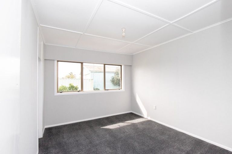 Photo of property in 18 Orchard East Road, Ngatea, 3503