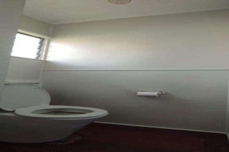 Photo of property in 15 Peverill Crescent, Papatoetoe, Auckland, 2025