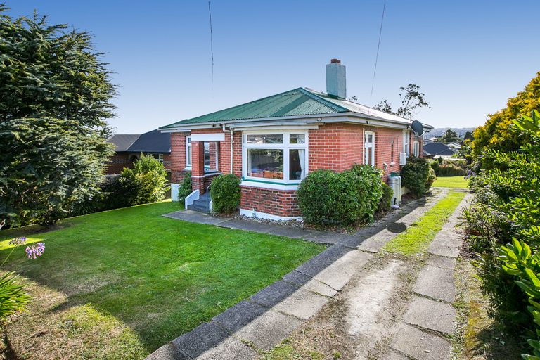 Photo of property in 25 Stirling Street, Andersons Bay, Dunedin, 9013