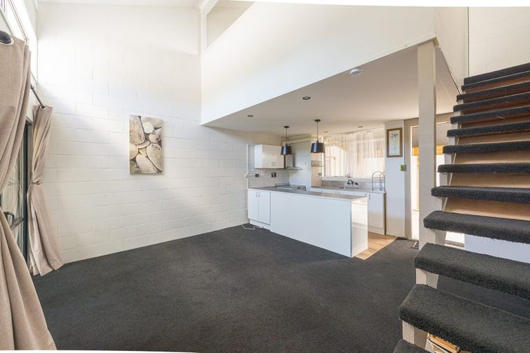 Photo of property in 29k Springs Road, Parakai, 0830