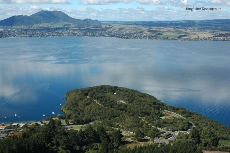 Photo of property in 24 Parawera Drive, Acacia Bay, Taupo, 3330