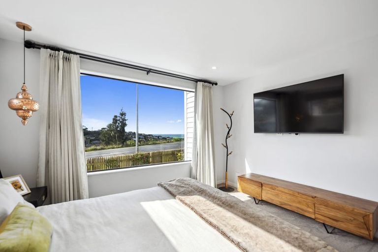 Photo of property in 3 Manawanui Way, Orewa, 0931