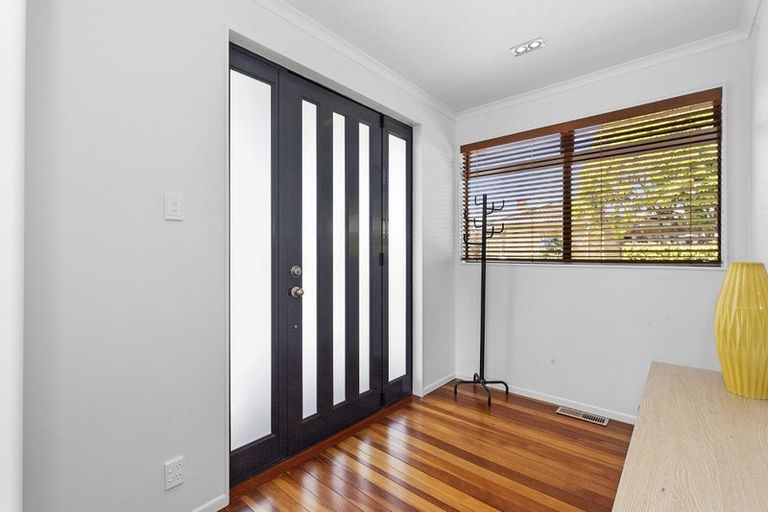 Photo of property in 15 Darley Street, Maeroa, Hamilton, 3200