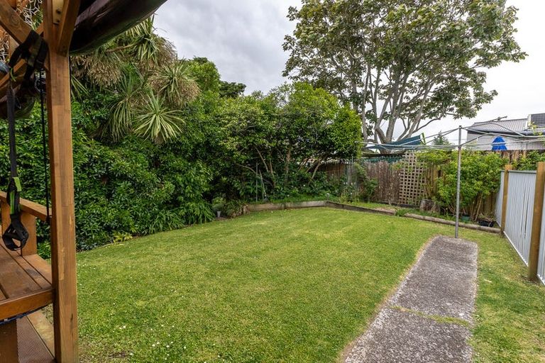 Photo of property in 10 Parkdale Place, Glenview, Hamilton, 3206