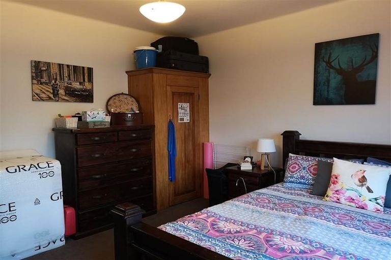 Photo of property in San Marino Apartments, 9/4 Oak Park Avenue, Te Aro, Wellington, 6011