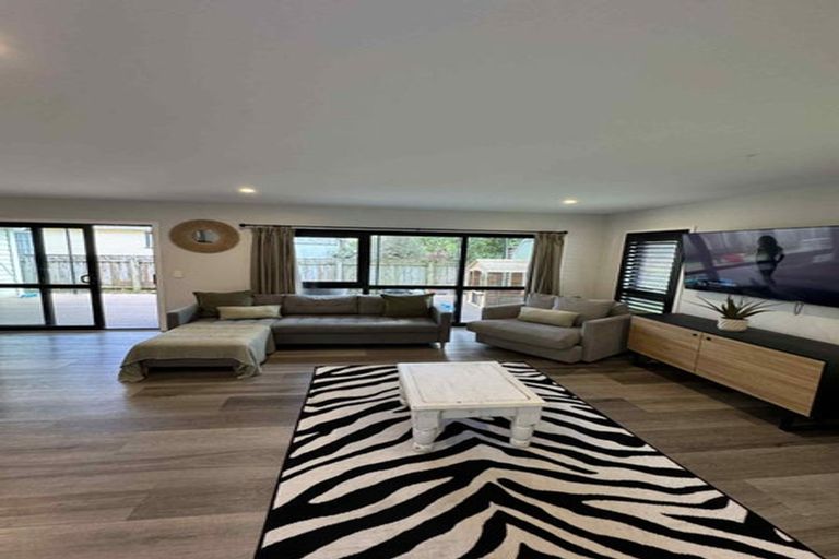 Photo of property in 19a Faulke Avenue, Wainuiomata, Lower Hutt, 5014