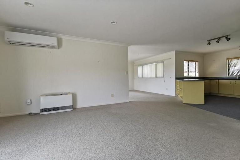 Photo of property in 56 Spyglass Lane, Whitby, Porirua, 5024
