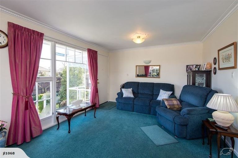 Photo of property in 2/202 Waimairi Road, Ilam, Christchurch, 8041