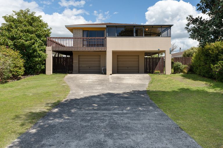 Photo of property in 146 Dickson Road, Papamoa Beach, Papamoa, 3118