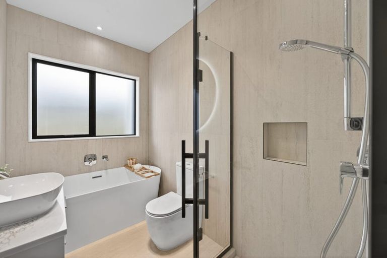 Photo of property in 12 Piko Road, Opaheke, 2113