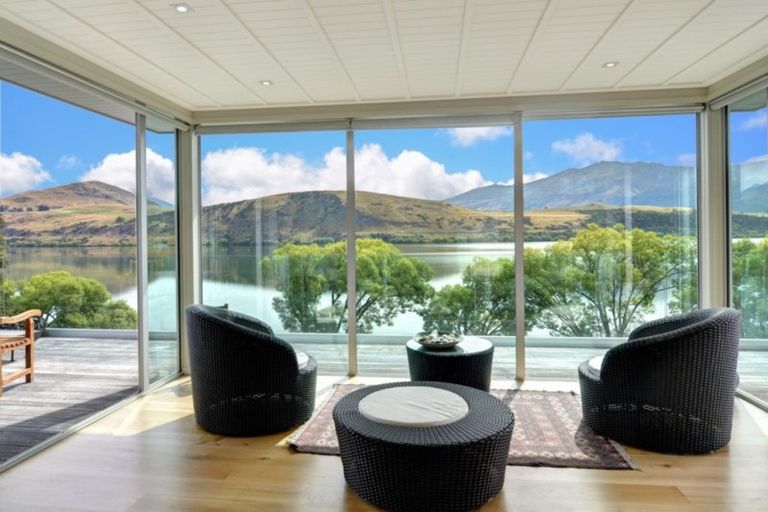 Photo of property in 43 Arrowtn-lke Hayes Road, Lake Hayes, Queenstown, 9371