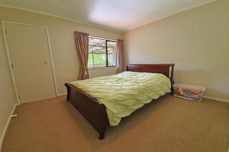 Photo of property in 8c Greenhill Crescent, Pakuranga, Auckland, 2010