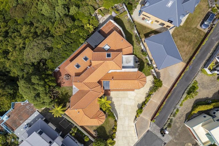 Photo of property in 19 George Gee Drive, Korokoro, Lower Hutt, 5012