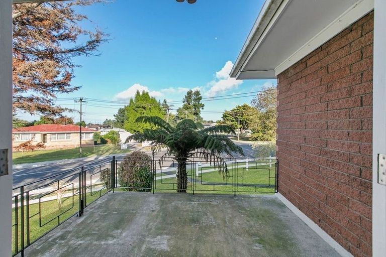 Photo of property in 8 Sterling Avenue, Manurewa East, Auckland, 2102