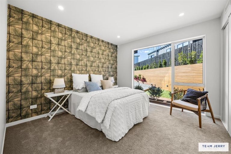 Photo of property in 4 Seawind Way, Hobsonville, Auckland, 0616