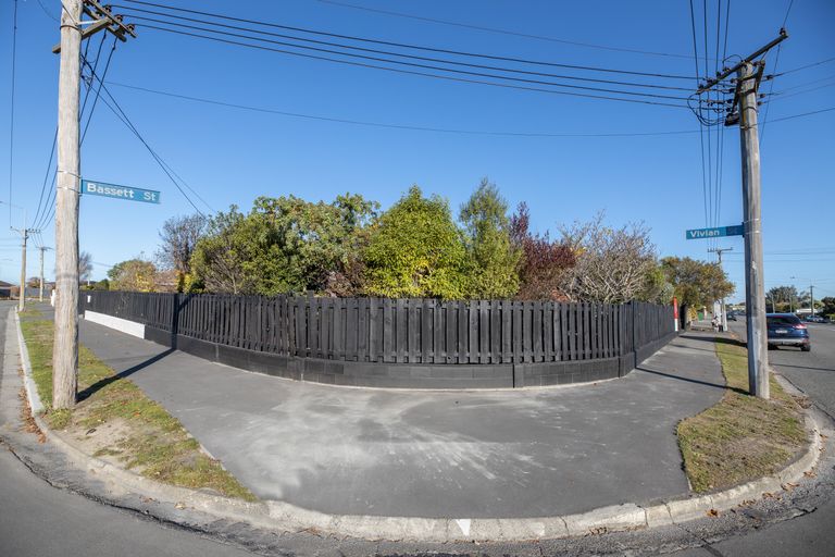 Photo of property in 106 Bassett Street, Burwood, Christchurch, 8083