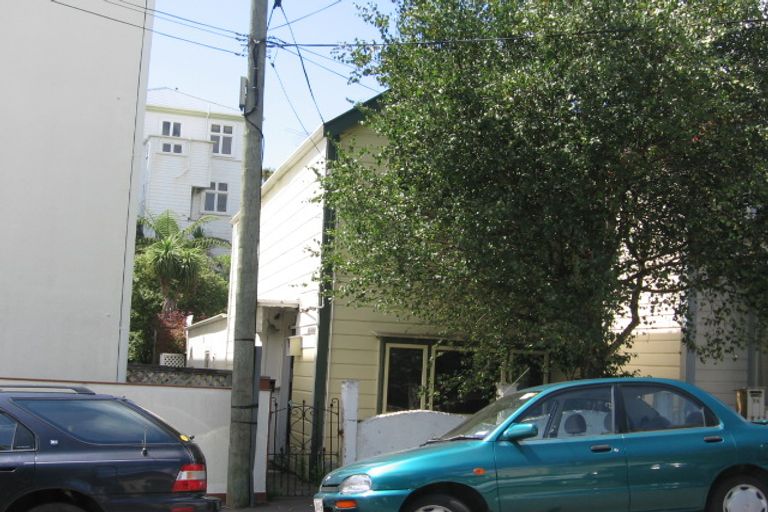 Photo of property in 73 Elizabeth Street, Mount Victoria, Wellington, 6011