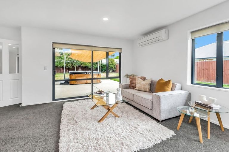 Photo of property in 31 Vasari Grange, Rolleston, 7614