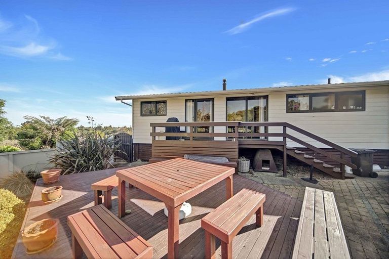 Photo of property in 12 Snowden Place, Opaheke, Papakura, 2113