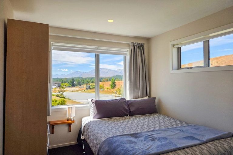 Photo of property in 33 Mistake Drive, Lake Tekapo, 7999