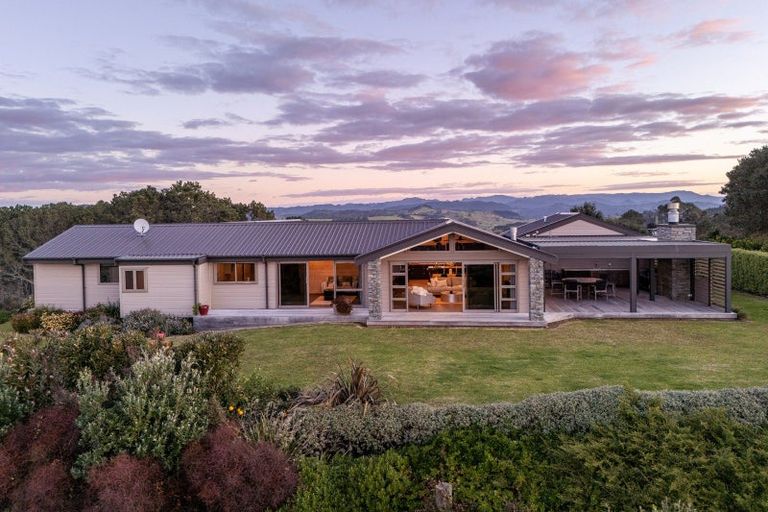 Photo of property in 97 Orchard Road, Hahei, Whitianga, 3591