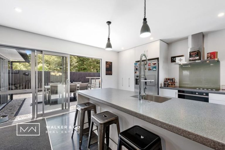 Photo of property in 90 Riverstone Drive, Riverstone Terraces, Upper Hutt, 5018