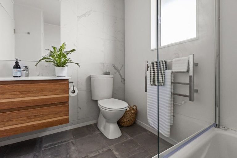 Photo of property in 58a Bledisloe Road, Maraenui, Napier, 4110