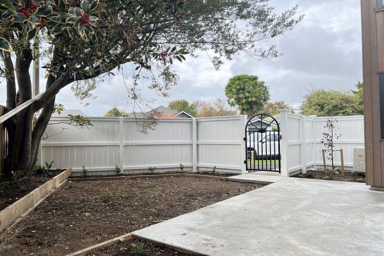 Photo of property in 3/260 Lincoln Road, Addington, Christchurch, 8024