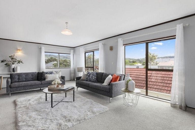 Photo of property in 19 Charleston Avenue, Boulcott, Lower Hutt, 5011