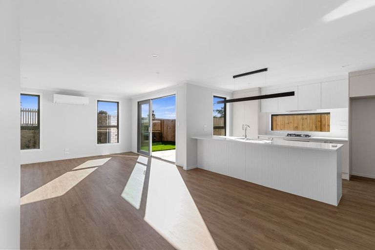 Photo of property in 62 Scenic Rise, Rototuna North, 3281