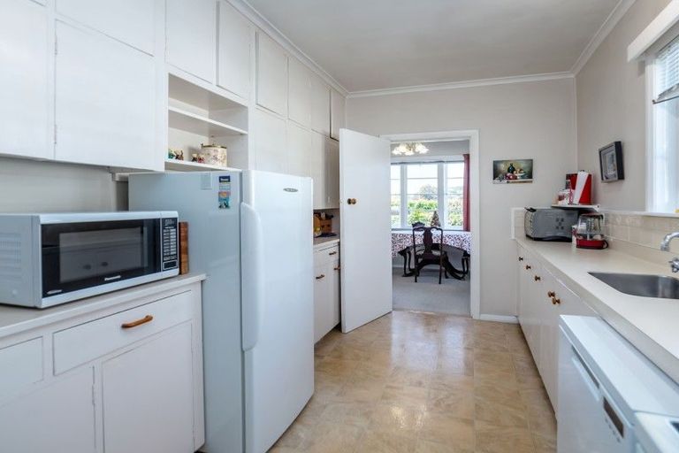 Photo of property in 64 East Street, Greytown, 5712