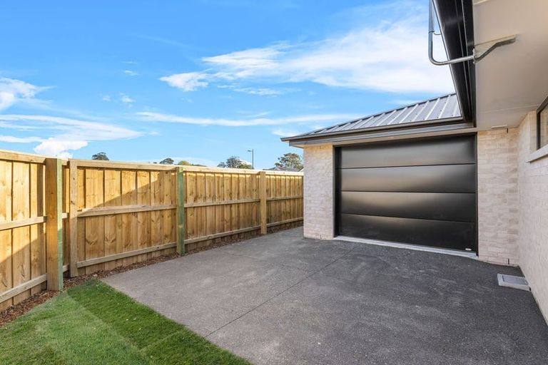 Photo of property in 16 Eccles Place, Halswell, Christchurch, 8025