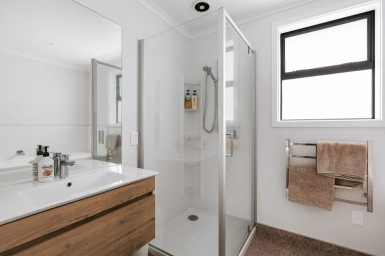 Photo of property in 22 Bill Miller Drive, Papamoa, 3118