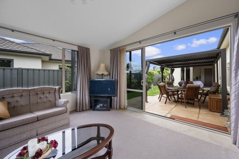 Photo of property in 24 Akaroa Road, Poraiti, Napier, 4112