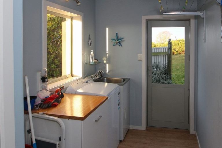 Photo of property in 8a Magdala Street, Kakanui, Oamaru, 9495