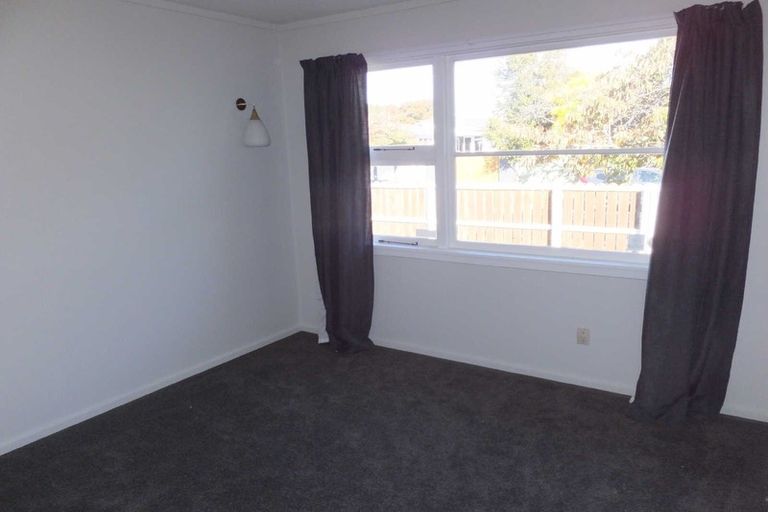 Photo of property in 2 Longmuir Street, Ilam, Christchurch, 8041