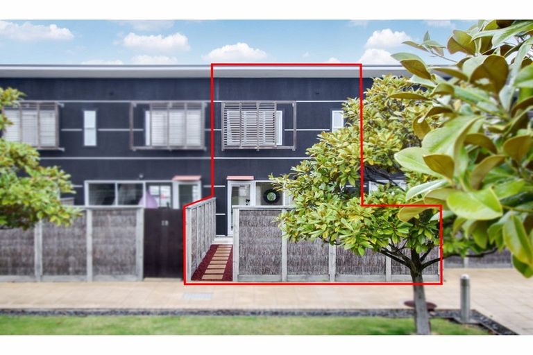 Photo of property in The Terraces, 18/9 Humber Street, Pandora, Napier, 4110